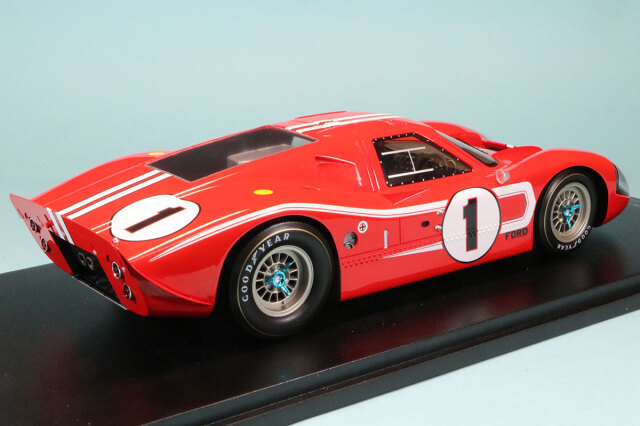 絶版！】spark 1/18 Ford GT40 Mk IVスパーク（スパーク 1/18