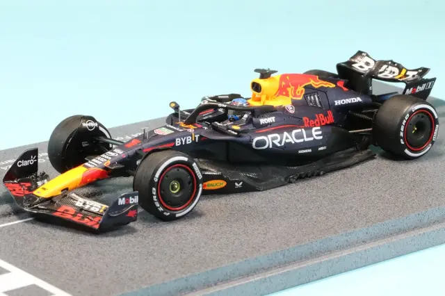 スパーク 1/43 レッドブル RB20 ラスベガスGP 2024 M.フェルスタッペン