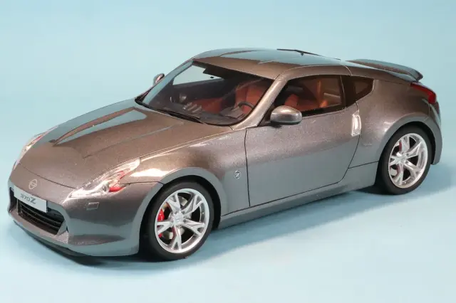 オットーモビル 1/18 ニッサン 370 Z 2009 グレー　OTM465