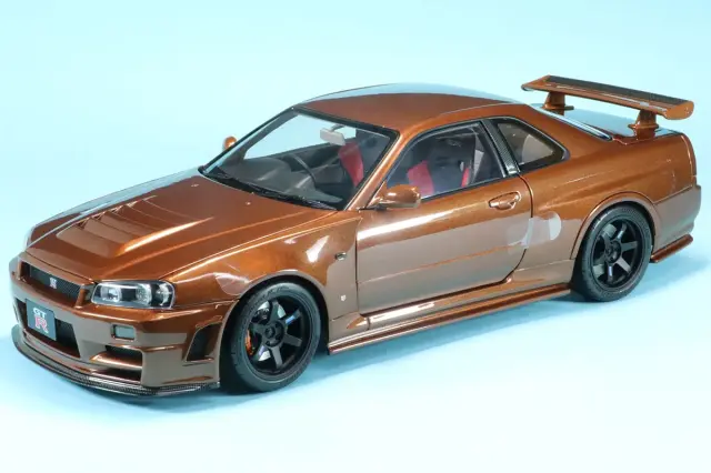 モーターヘリックス 1/18  ニッサン スカイライン GT-R (R34) カスタマイズバージョン  メタルブロンズ　M83414
