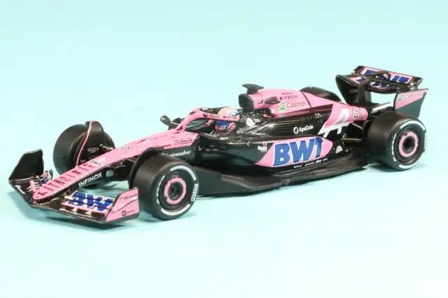 スパーク 1/64 アルピーヌ A524 アブダビGP 2024 J.ドゥーハン　Y415