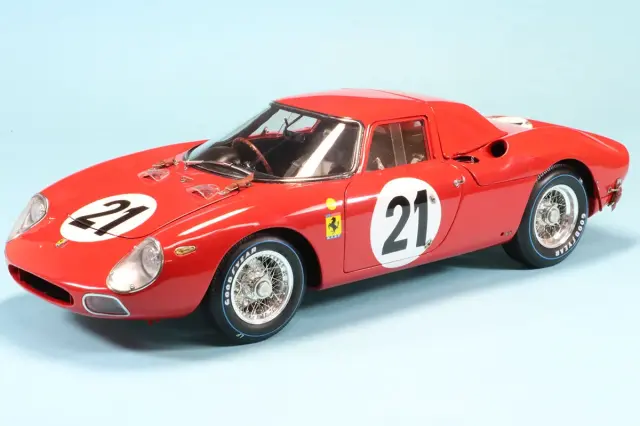 CMC 1/18 フェラーリ 250 LM Winner ルマン 1965 No.21  5893,Rindt/Gregory RHD 限定1500台　M-263