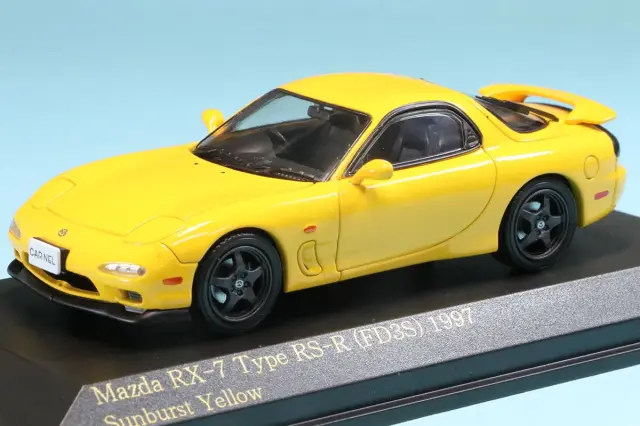 カーネル 1/43 マツダ RX-7 Type RS-R (FD3S) 1997 Sunburst Yellow *Limited 300pcs CN439701