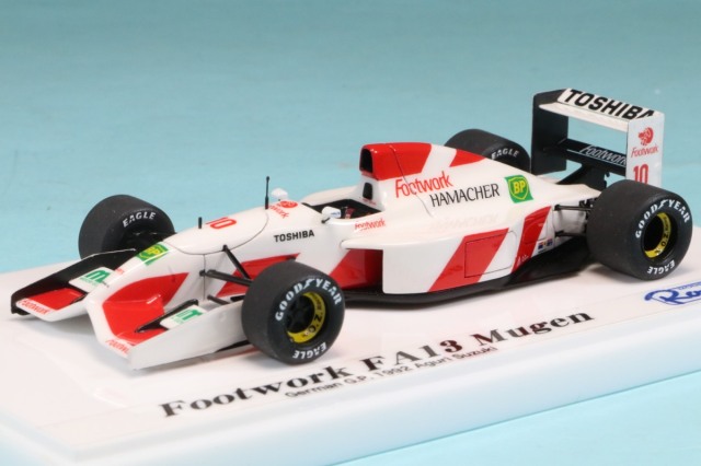 Ｆ１ミニカー　1/43スケール　鈴木亜久里　フットワーク　１９９２年日本GP仕様 1992年 フットワーク FA13 鈴木亜久里 日本GP | FORMULA TIMES