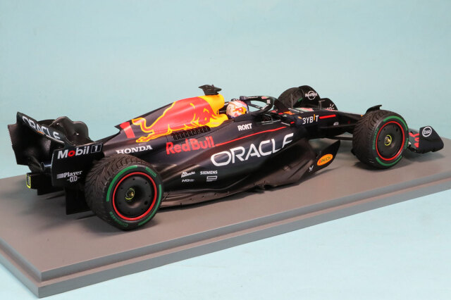 1/18 スパークレッドブルホンダ2021 トルコGP仕様フェルスタッペン 