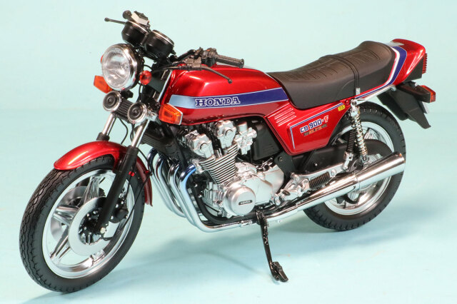 ミニチャンプス 1/12 素晴らしき ドゥカティ 900 SS 1977（ブルー 