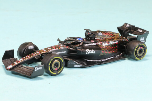 スパーク 1/64 アルファロメオ C43 ラスベガス GP 2023 V.ボッタス　Y358