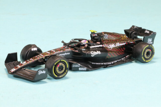 スパーク 1/64 アルファロメオ C43 ラスベガス GP 2023 周冠宇　Y359