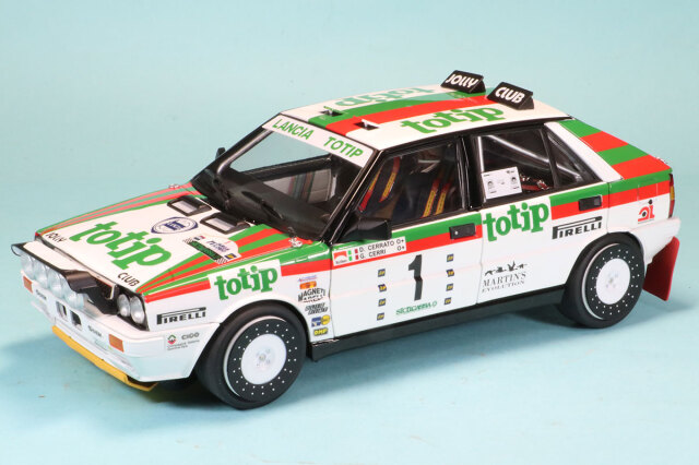 京商 1/18 ランチア デルタ HF 4WD タルガフローリオ チーム ランチア トティップ” 1987 No.1 フル開閉　KS08960C