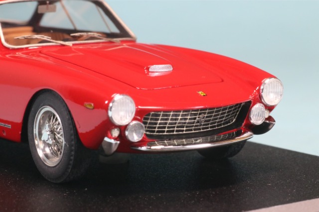 BBR フェラーリ　250 ルッソ　ストリート　1963 1/43 BBR 1963 Ferrari 250 Lusso (Metal Silver) Resin Car