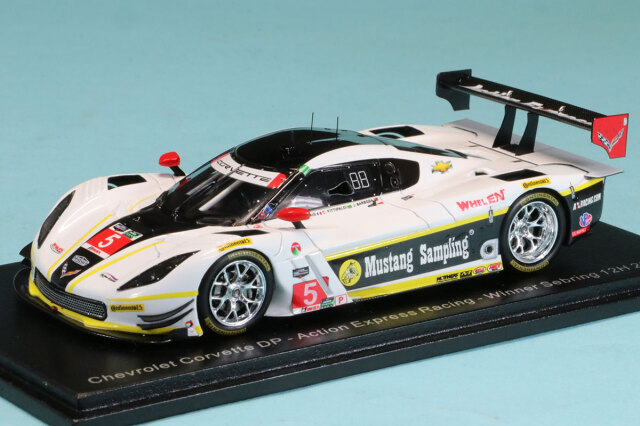 スパーク 1/43 シボレー コルベット DP セブリング 2015 No.5 ウィナー 
