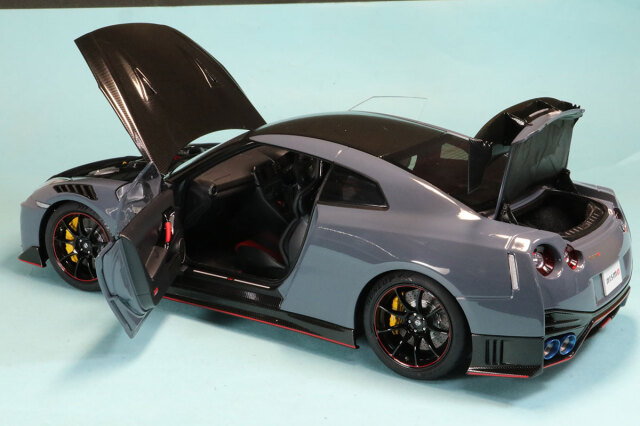オートアート 1/18 ニッサン GT-R R35 ニスモ スペシャル