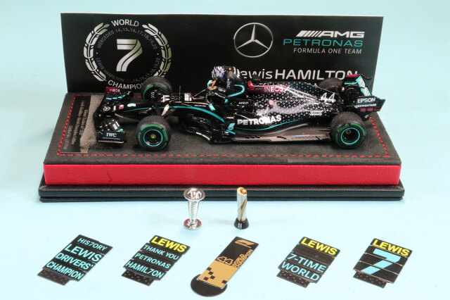 海外ショップ特注スパーク 1/43 メルセデス AMG W11 トルコGP 2020 L.ハミルトン 7th ワールドチャンピオン アルカンタラレザーベース トロフィー&ボード各種セット　WS015