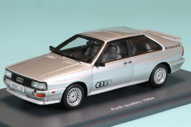シュコー 1/43 アウディ クアトロ 1984 シルバー　450923500