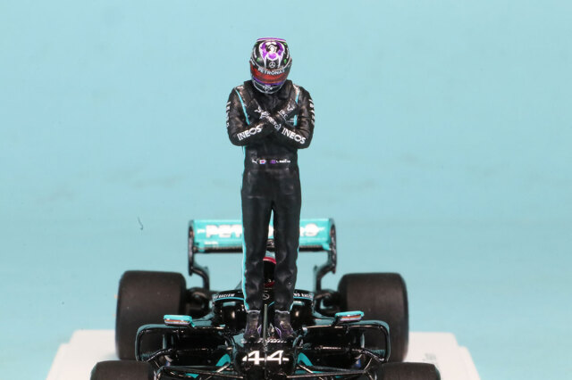 海外ショップ特注スパーク 1/43 メルセデス AMG W11 ベルギーGP 2020 L 