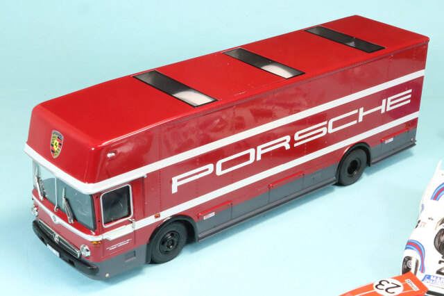 Porsche トランスポーター ミニカー セット maxresdefault.jpg