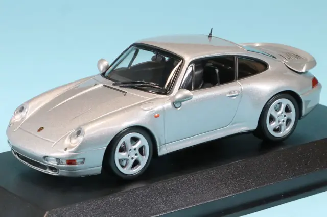 ミニチャンプス 1/43 ポルシェ 911 993 ターボ 1995 シルバー　940069205