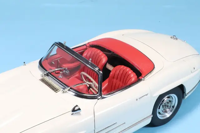 CMC 1/18 メルセデスベンツ 300SL W198 ハードトップ ホワイト 限定