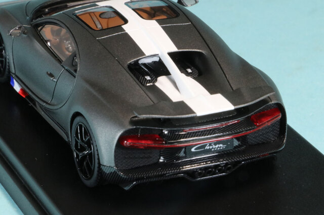 ルックスマート 1/43 ブガッティ シロン スポーツ レ・レジェンド