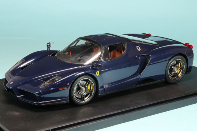 個人製作完成品 委託販売品 1/24 エンツォ フェラーリ 2002 パール