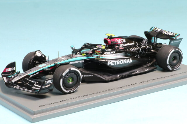 スパーク 1/43 メルセデス AMG W15 バーレーンGP  2024 L.ハミルトン　S9513