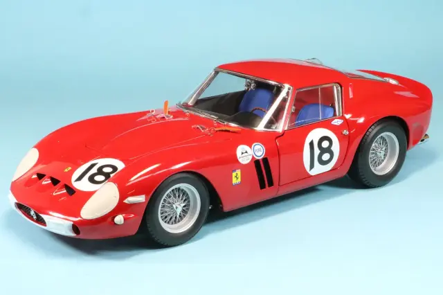 京商 1/18 フェラーリ 250GTO 1963 デイトナ 3h No.18 レッド フル開閉モデル　KS08438F