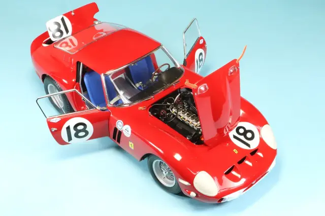 京商 1/18 フェラーリ 250GTO 1963 デイトナ 3h No.18 レッド