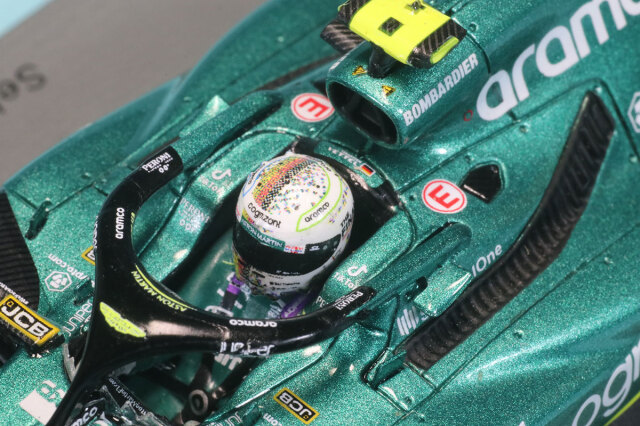 ポストホビー特注 スパーク 1/43 アストンマーチン AMR22 No.5 2022 F1  