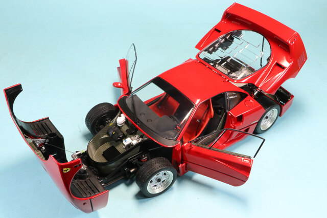 京商 1/18 フェラーリ F40 フル開閉 KS08416R 