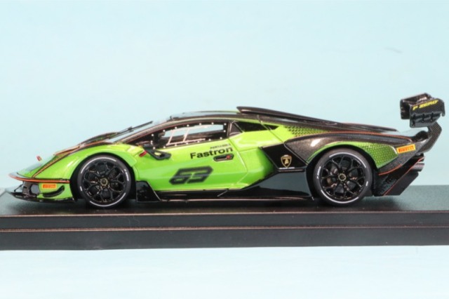 ルックスマート 1/43 ランボルギーニ エッセンツァ SCV12 LS527
