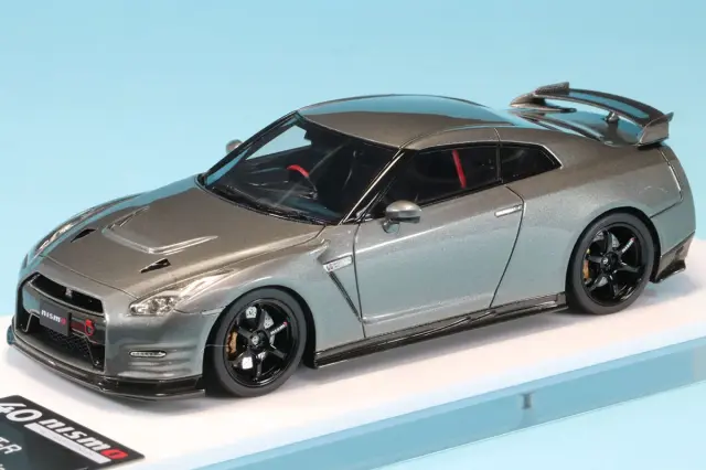 メイクアップアイドロンEM702 40th PKG NISSANGT-RCRS アイドロン 1/43 ニッサン GT-R (NISMO R35 CRS Version) 2013