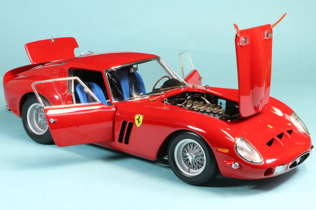 京商 1/18 フェラーリ 250GTO レッド フル開閉 KS08438R 