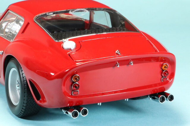 京商 1/18 フェラーリ 250GTO レッド フル開閉 KS08438R