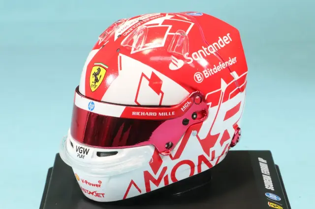 ラス1 日本未発売　ビッグスケールF1コレクション　ルクレール　ヘルメット 日本未発売 ビッグスケールF1コレクション ルクレール