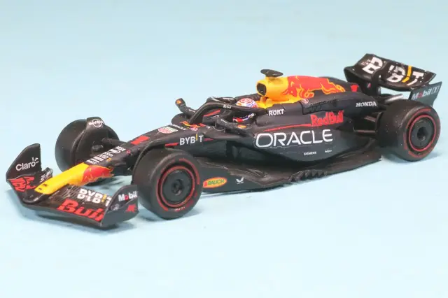 スパーク 1/64 レッドブル RB20 2024 M.フェルスタッペン　Y370