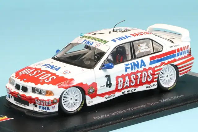 スパーク 1/43 メルセデスベンツ 300 SE スパ 24h 1964 No.102