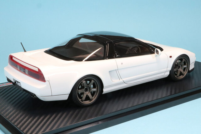 イグニッションモデル 1/18 ホンダ NSX NA1 ホワイト IG3485 