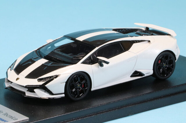 ルックスマート 1/43 ランボルギーニ ウラカン テクニカ アソポホワイト/ブラックライン　LS536E