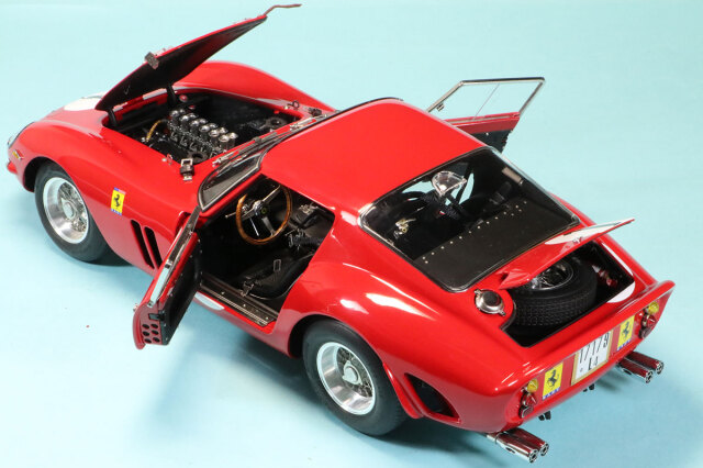 CMC 1/18 フェラーリ 250 GTO パリ-モンレリ 1000km 1962 No.1 P