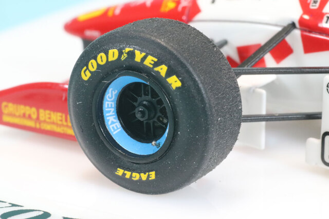 GPワールド特注スパーク 1/43 フットワーク アロウズ FA17