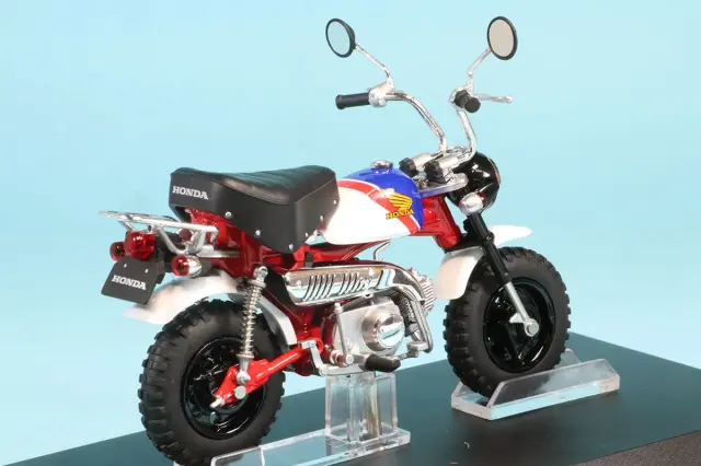 アオシマ 1/12 ホンダ モンキー スペシャル シャスタホワト