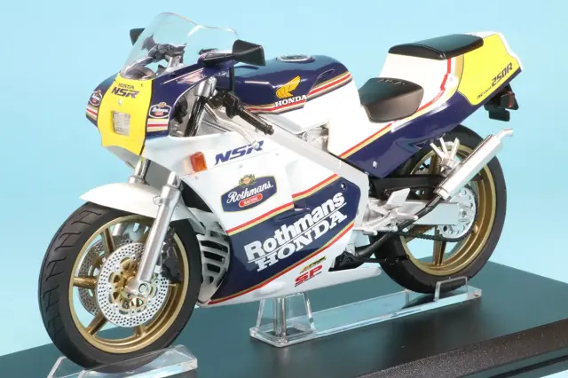 アオシマ 1/12 ホンダ NSR 250R SP "ロスマンズ"　11155