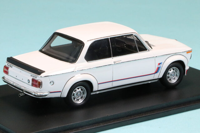 1:43 SPARK Bmw 2002 Turbo 1973 White S2814
