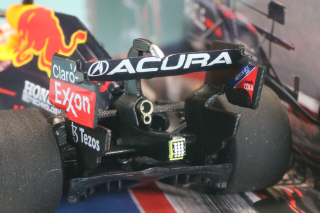 ユーロスポーツ特注ミニチャンプス 1/43 レッドブル RB16B アメリカ GP 