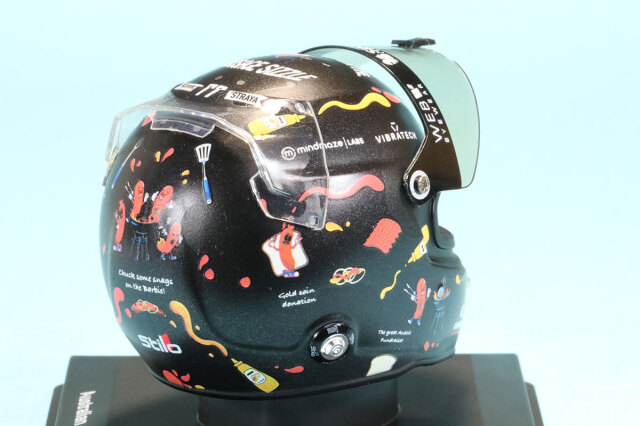V.ボッタス　直筆サイン入りヘルメット スパーク 1/5ヘルメット V.ボッタス オーストラリアGP 2024 5HF156