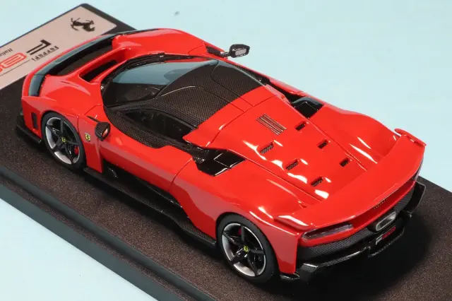 ルックスマート 1/43 フェラーリ　ミニカー Amazon | 【ルックスマート】 1/43 フェラーリ 296 GT3 [LSRC160