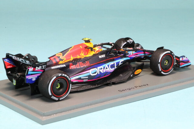 スパーク 1/43 レッドブル RB19 マイアミGP 2023 S.ペレス 2nd S8581