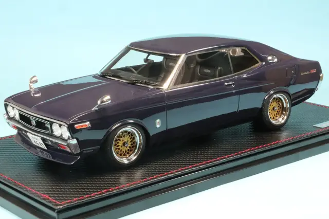 イグニッションモデル 1/18 1/18 ニッサン ローレル 2000SGX