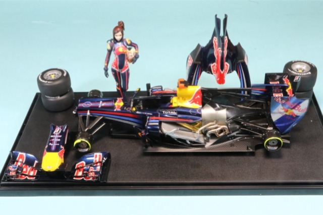 絶版 タミヤ 1/20 レッドブル RB6・ルノー 2010年チャンピオンマシン タミヤ 1/20 グランプリコレクション レッドブル レーシング