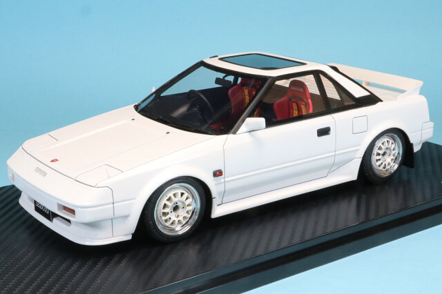 IG3481 1/18 Toyota Soarer (Z20) 2.0GT-TWIN TURBO L White